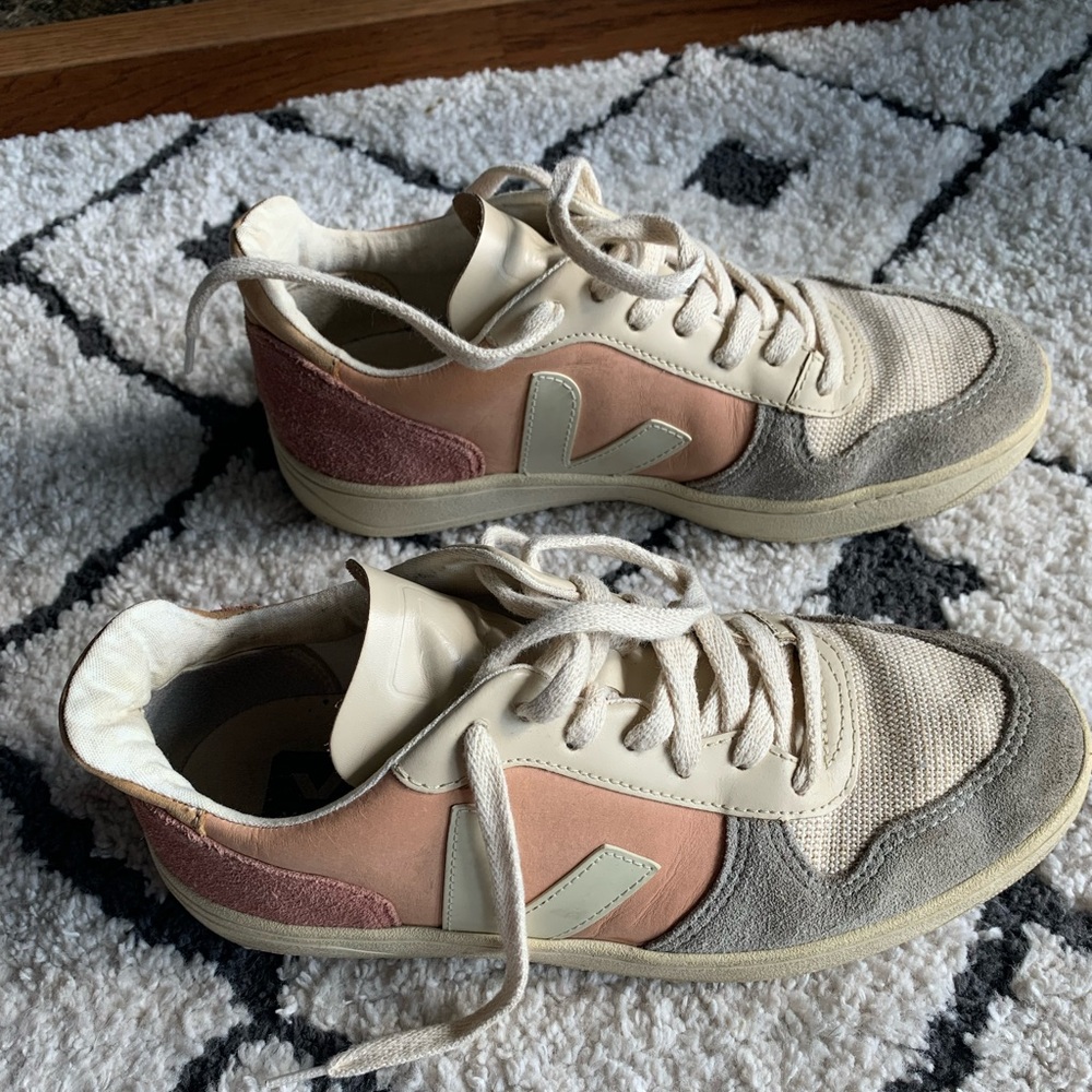 Veja multi color